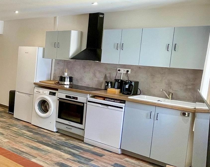 Spacieux Appartement T4 / 70 M2 8 Personnes آيكس أومبروفينس المظهر الخارجي الصورة